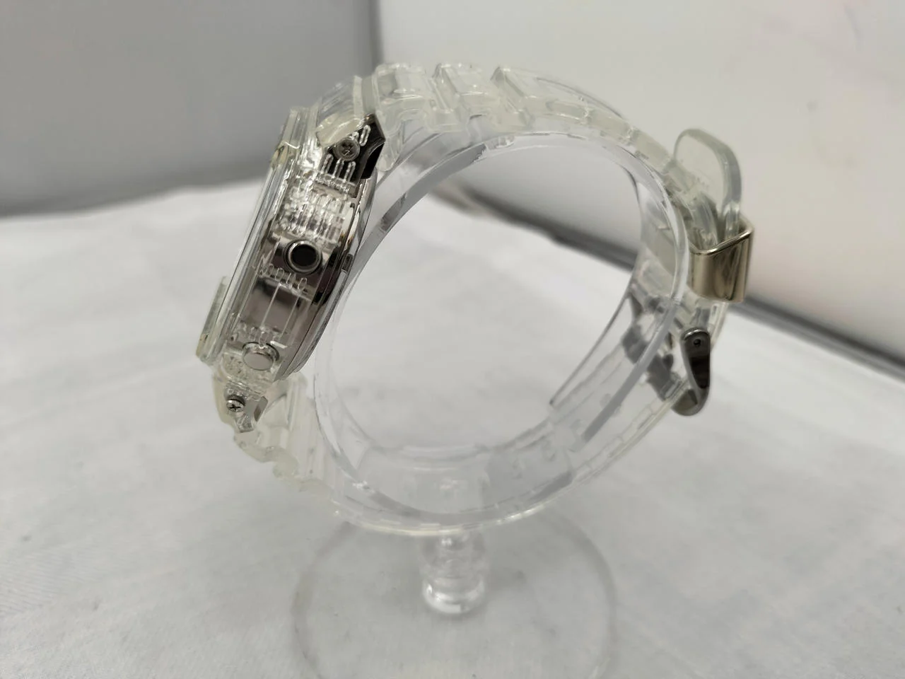 CASIO 40th Anniversary G-Shock DW-5040RX - Image 3