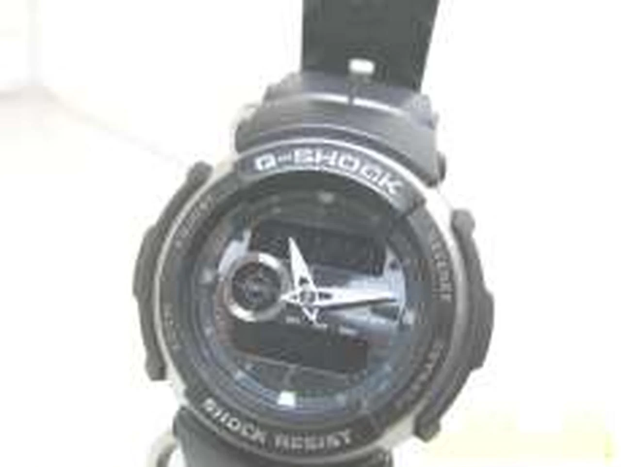 CASIO Analog-Digital G-SHOCK G-300 - Image 2
