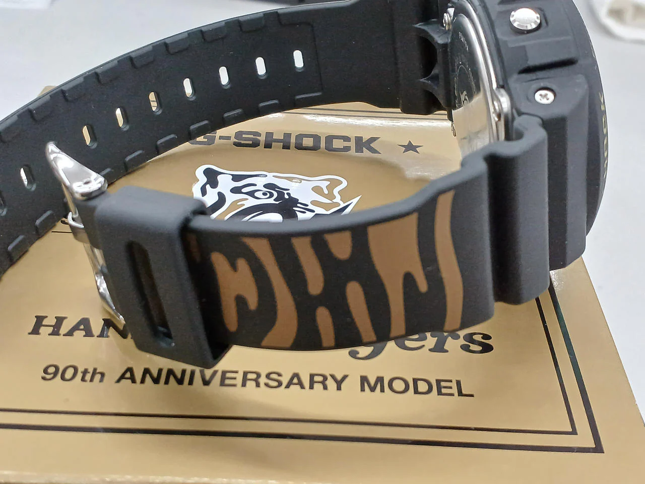 CASIO CASIO Quartz G-SHOCK Hanshin Tigers 90th Anniversary DW-6900X - Image 5