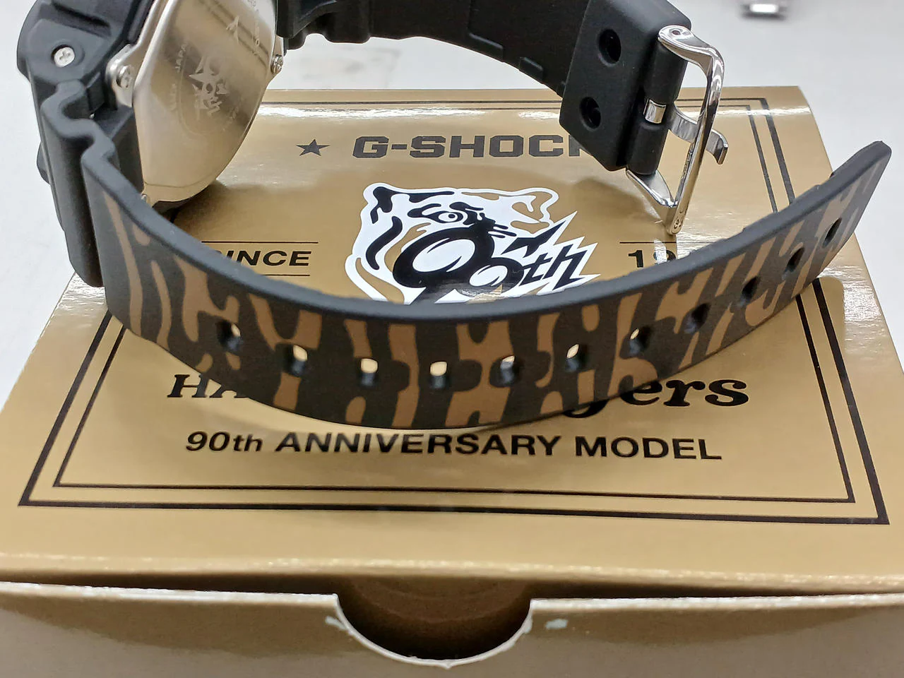 CASIO CASIO Quartz G-SHOCK Hanshin Tigers 90th Anniversary DW-6900X - Image 6