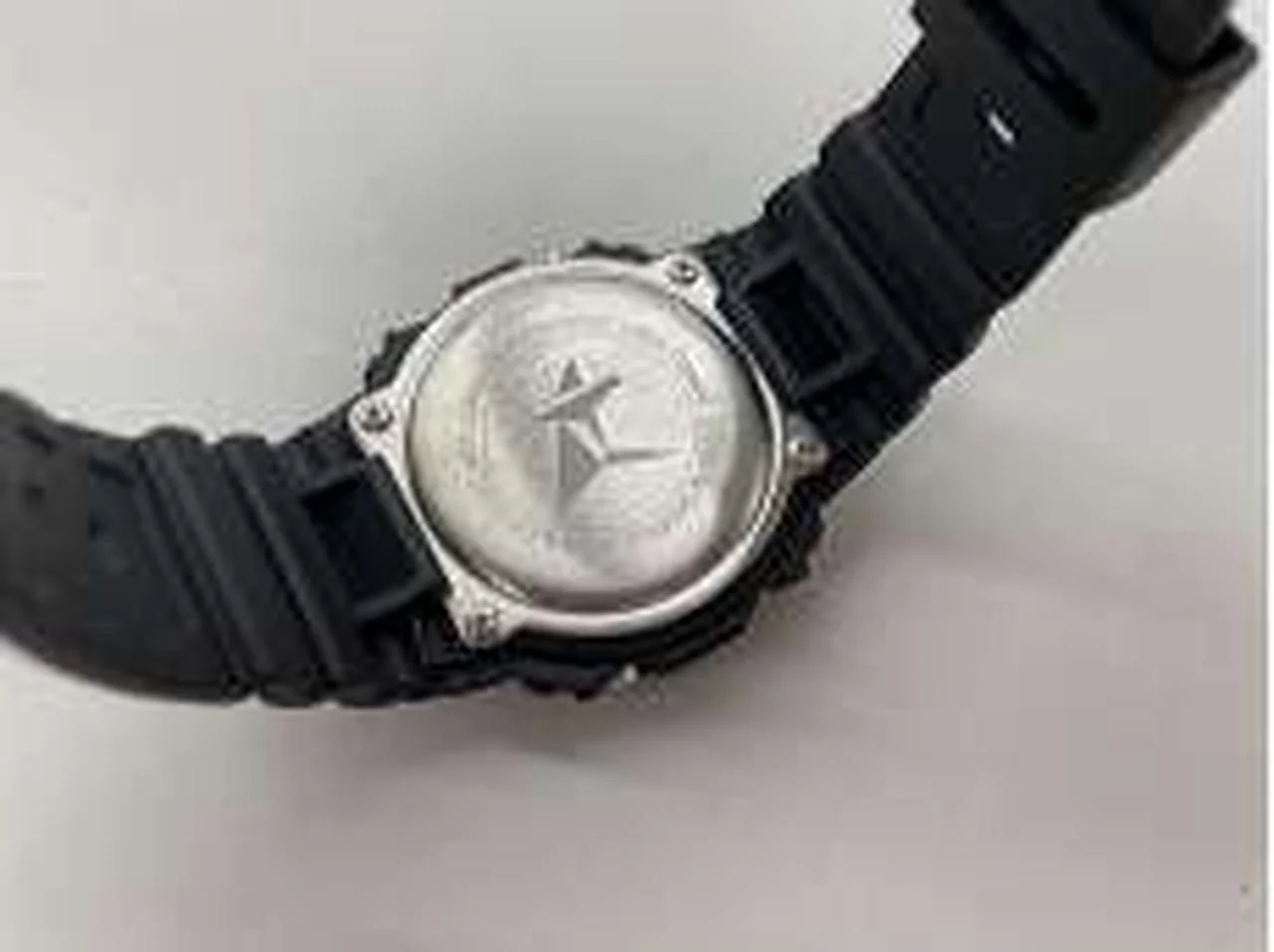 CASIO G-SHOCK 5600 Series DW-5600RGM - Image 8
