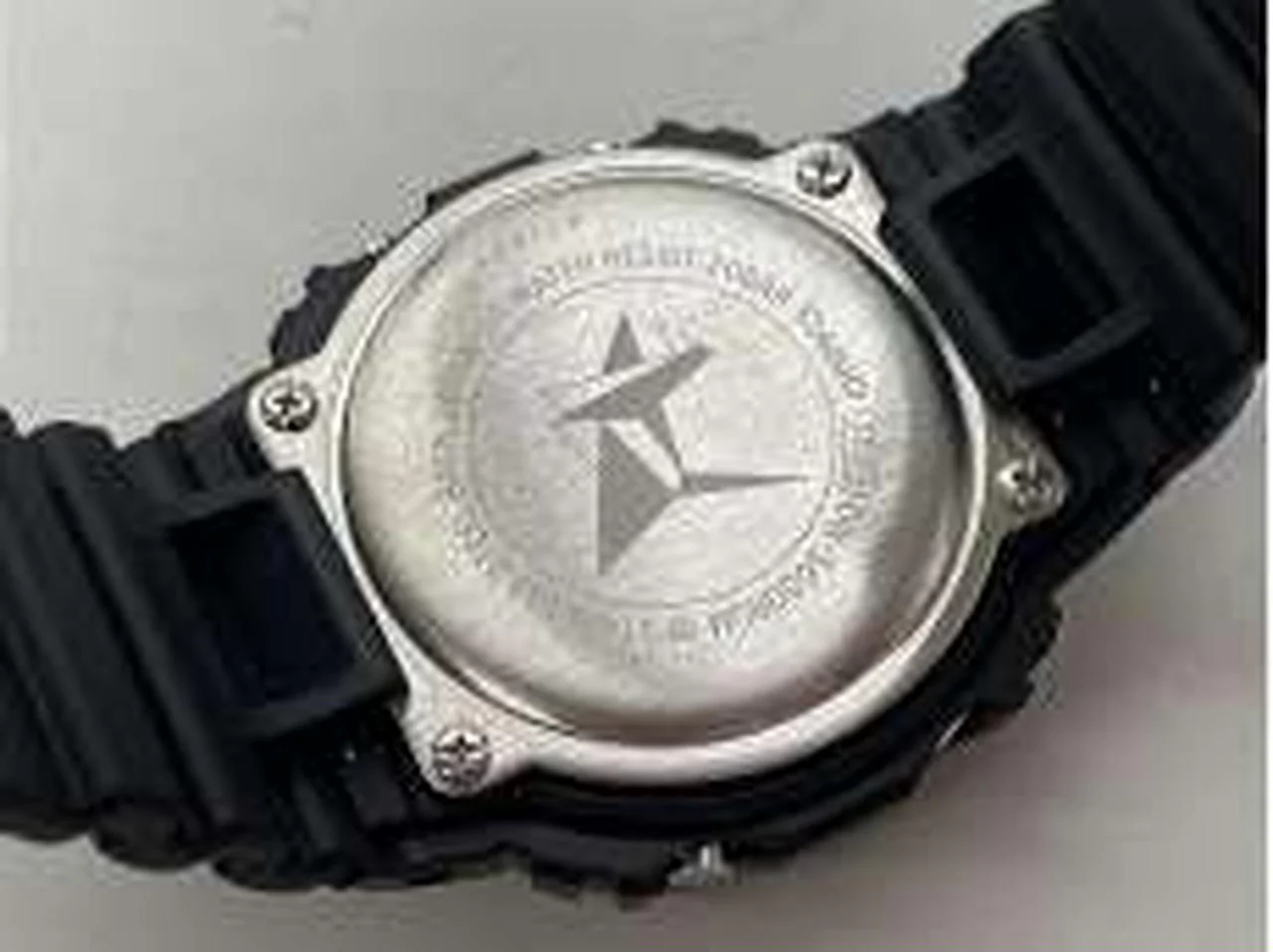 CASIO G-SHOCK 5600 Series DW-5600RGM - Image 9