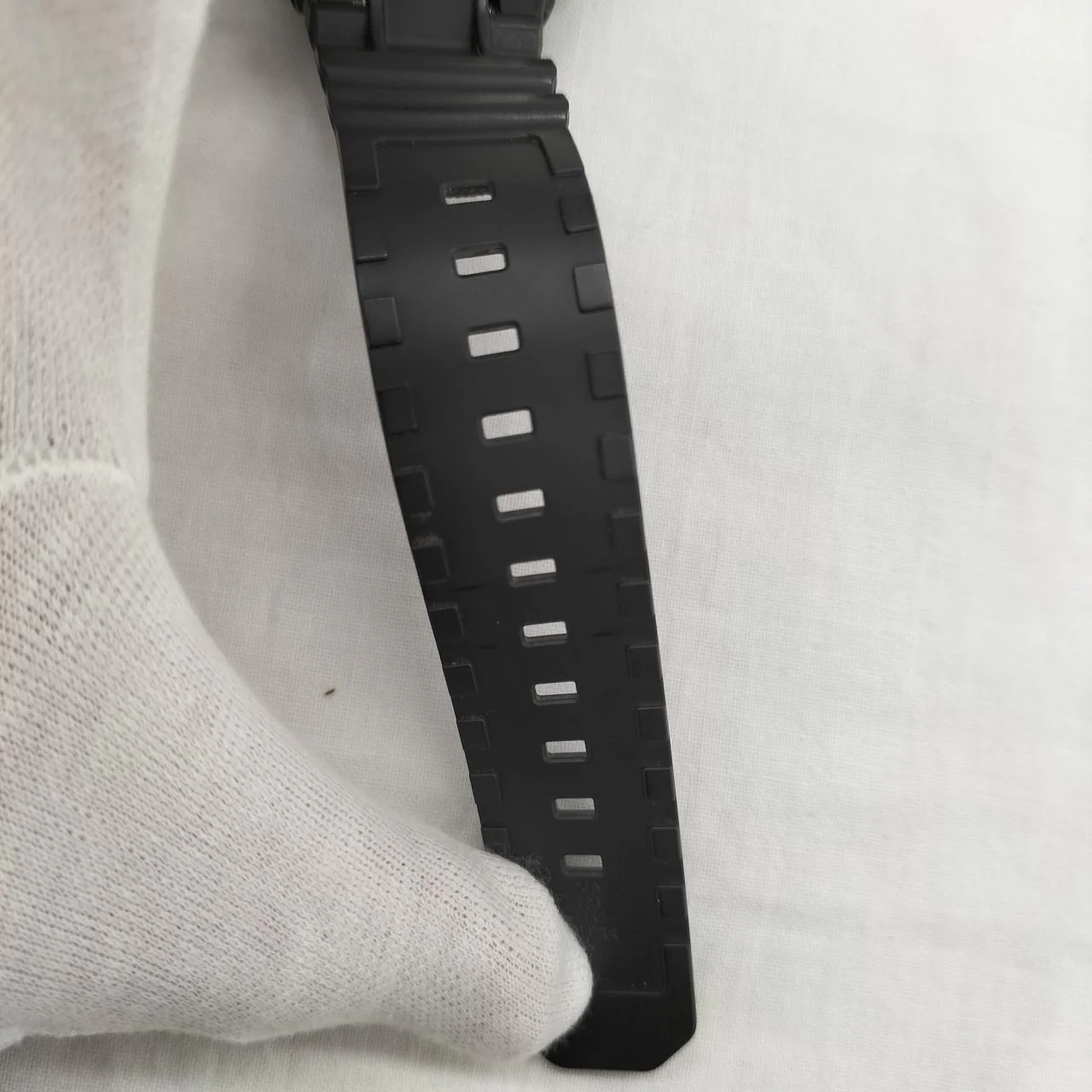 CASIO G-SHOCK AWG-M100A - Image 10
