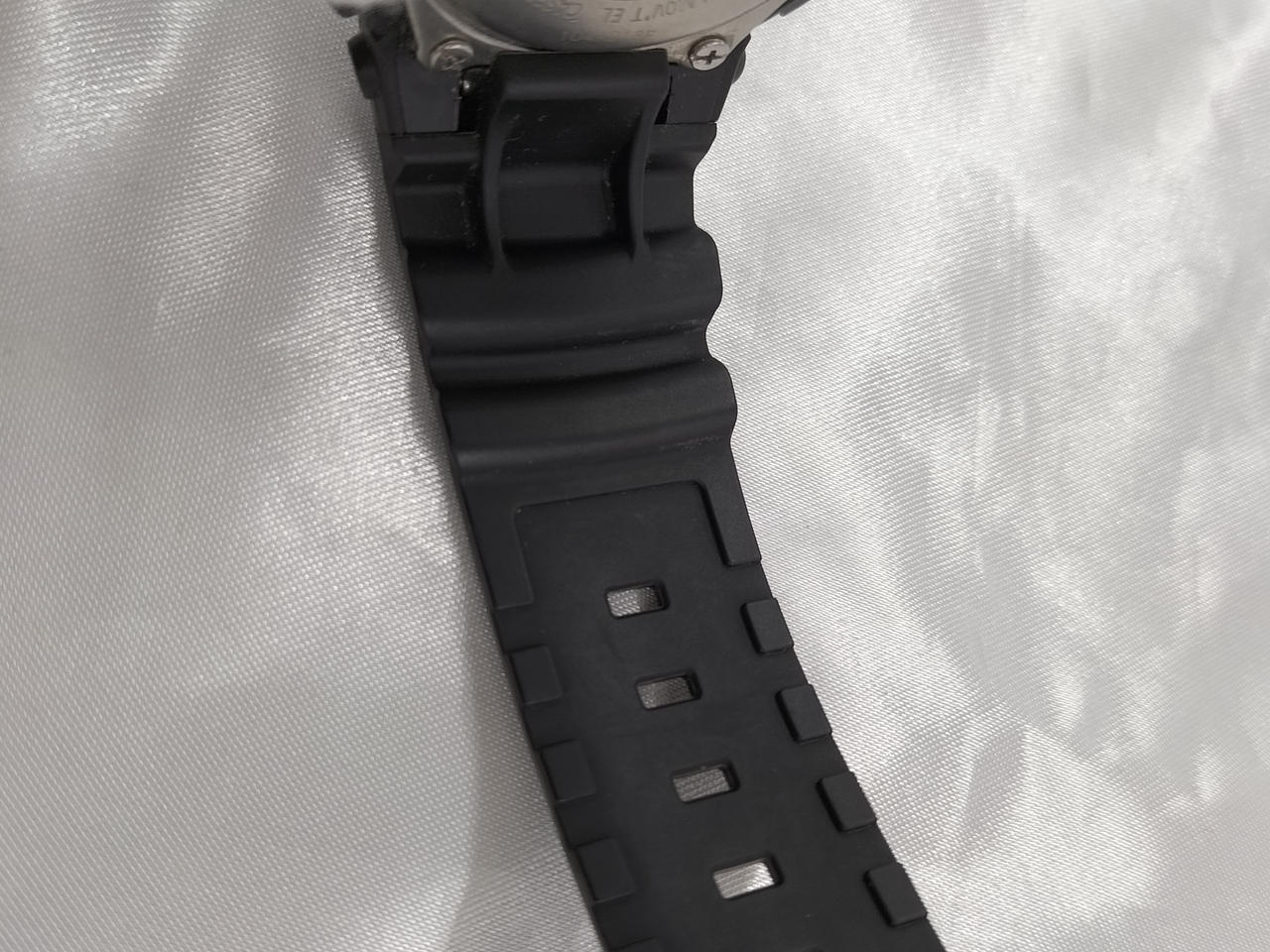 CASIO G-SHOCK AWG-M100A - Image 9
