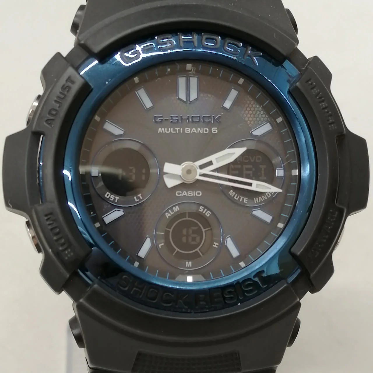 CASIO G-SHOCK AWG-M100A - Image 4