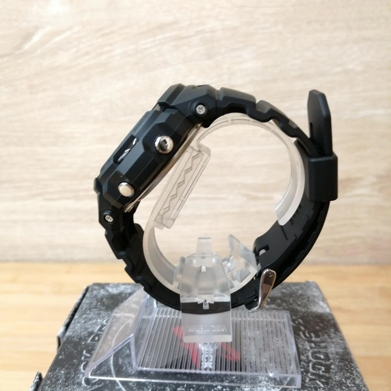 CASIO G-SHOCK AWG-M100B-1AER - Image 3