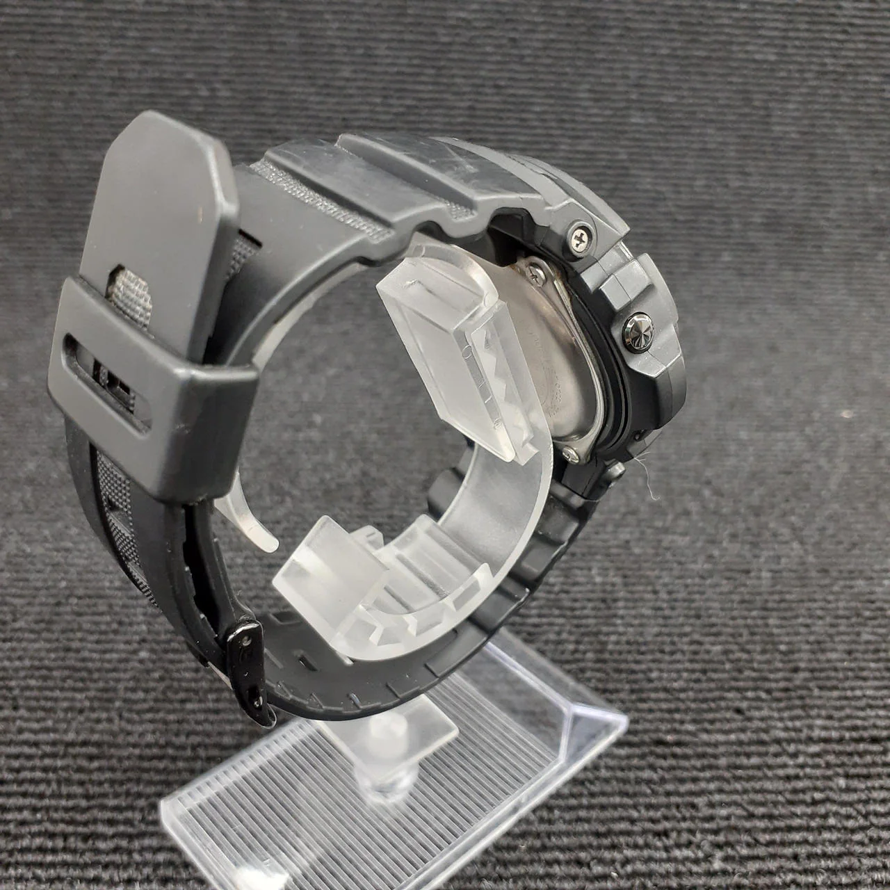 CASIO G-SHOCK AWG-M100BW - Image 3