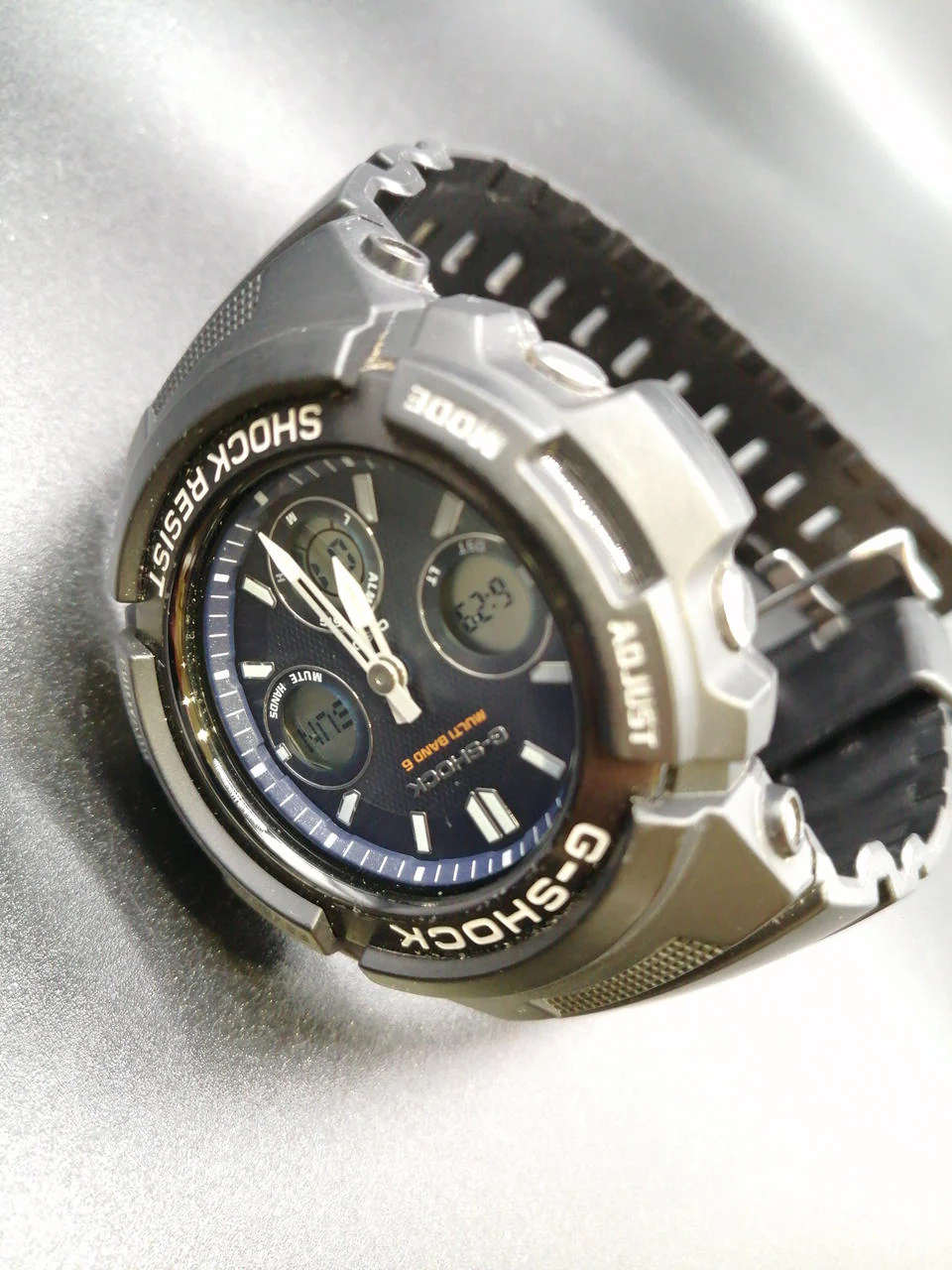 CASIO G-SHOCK AWG-M100SB - Image 8