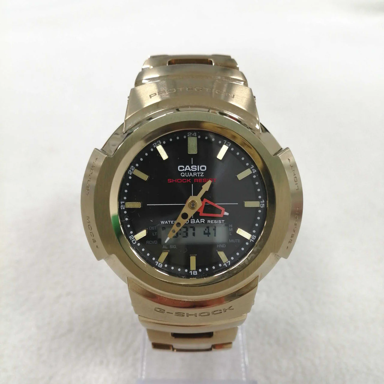 CASIO G-SHOCK AWM-500GD