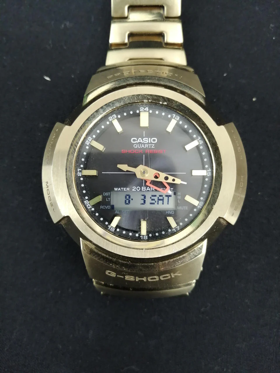 CASIO G-SHOCK AWM−500GD - Image 6