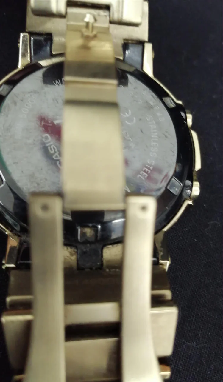 CASIO G-SHOCK AWM−500GD - Image 8