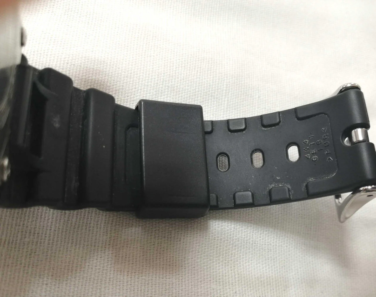 CASIO G-SHOCK BLK/DW-5600TCB/Body only - Image 8
