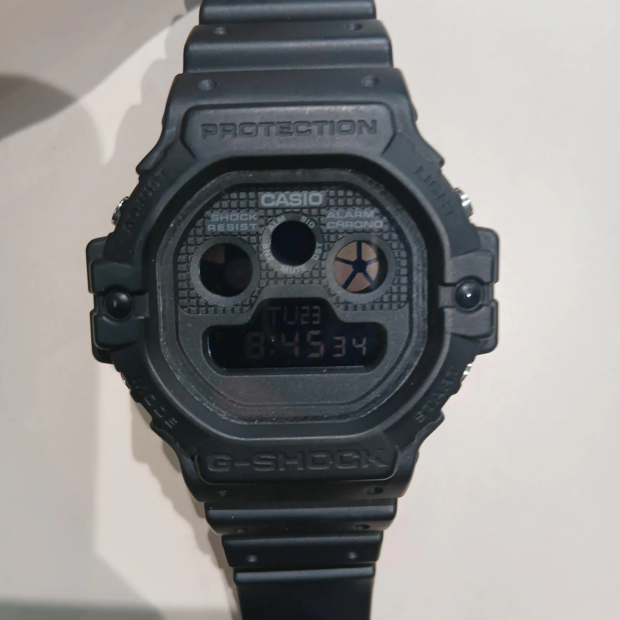 CASIO G-SHOCK BLK/DW-5900BB - Image 2