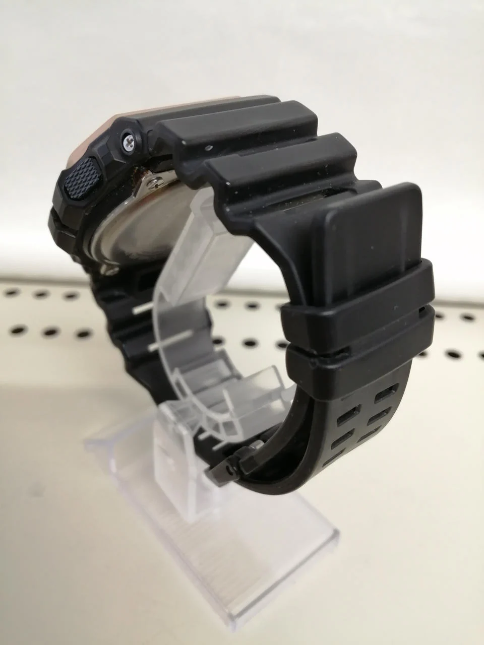 CASIO G-SHOCK BLK/GBX-100/Scratches - Image 3
