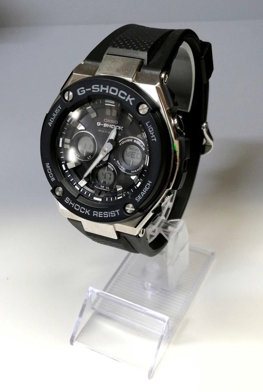 CASIO G-SHOCK BLK/GST-W300