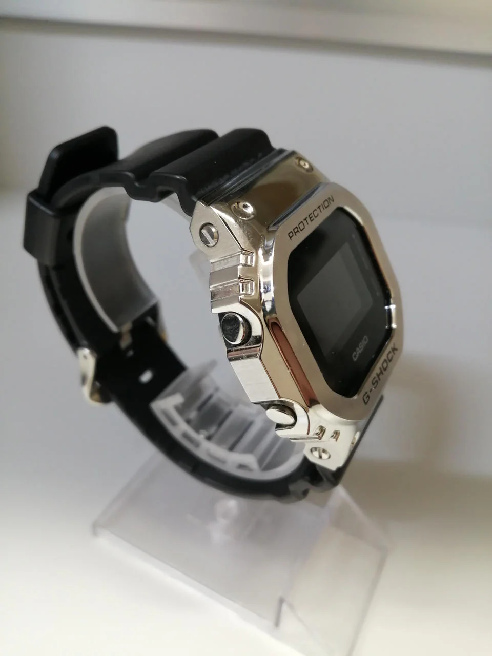 CASIO G-SHOCK BLK×SLV/GM-5600U/with box - Image 3