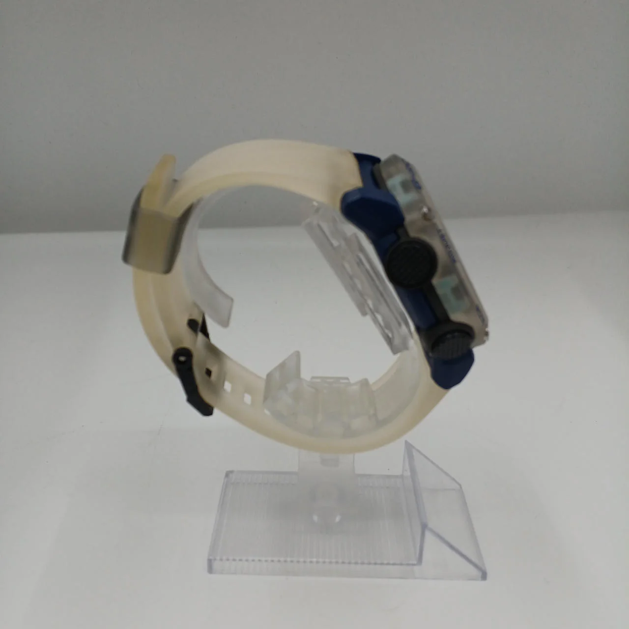 CASIO G-SHOCK Clear Blue GA-2000HC-7AJF - Image 4