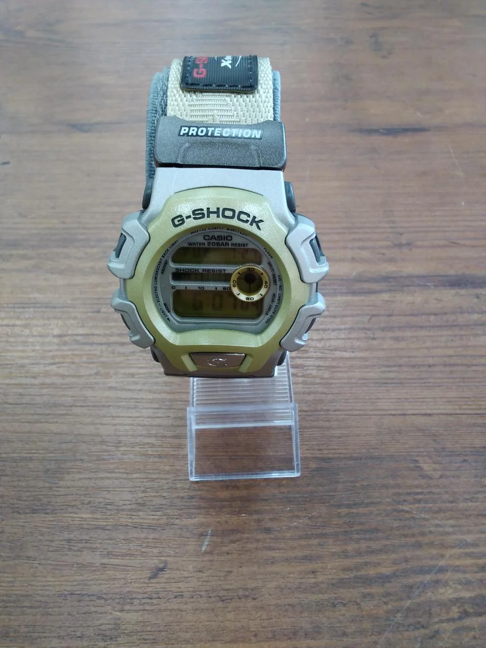CASIO G-SHOCK DW-004X-9BT - Image 2