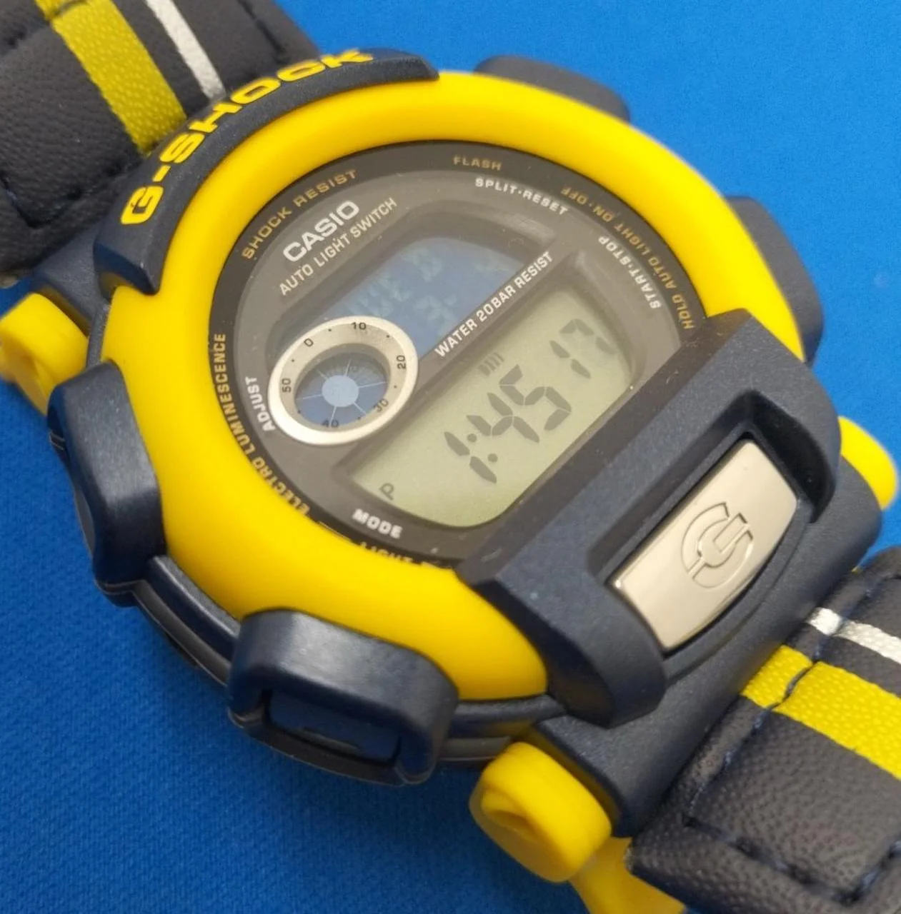 CASIO G-SHOCK DW-003 - Image 2