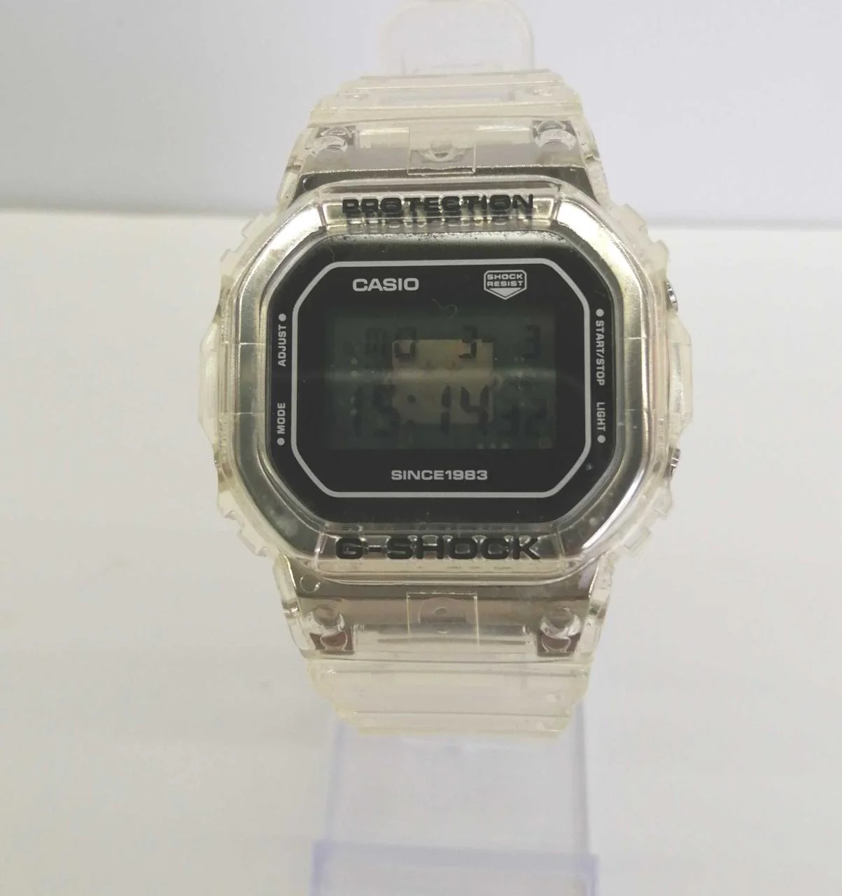 CASIO G-SHOCK DW-5040RX