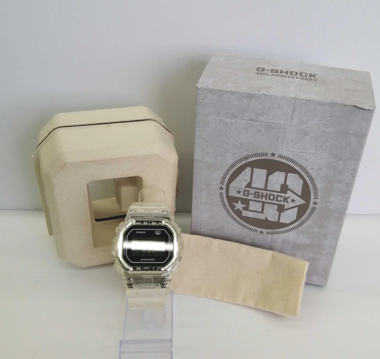 CASIO G-SHOCK DW-5040RX - Image 10