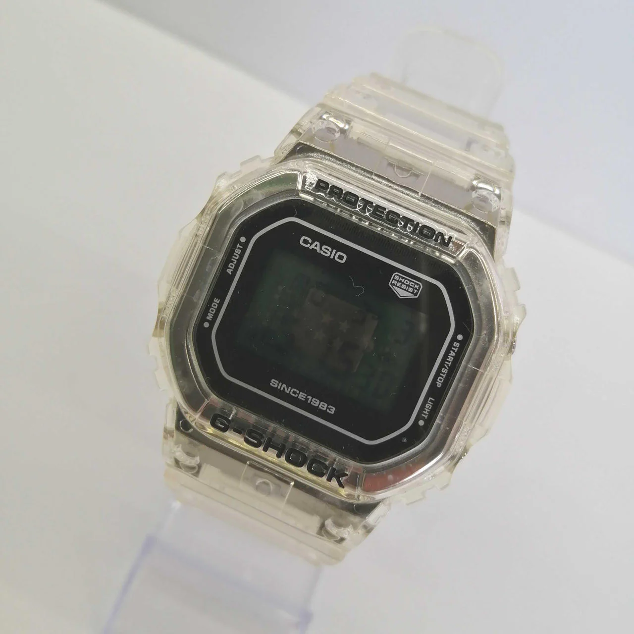CASIO G-SHOCK DW-5040RX - Image 4