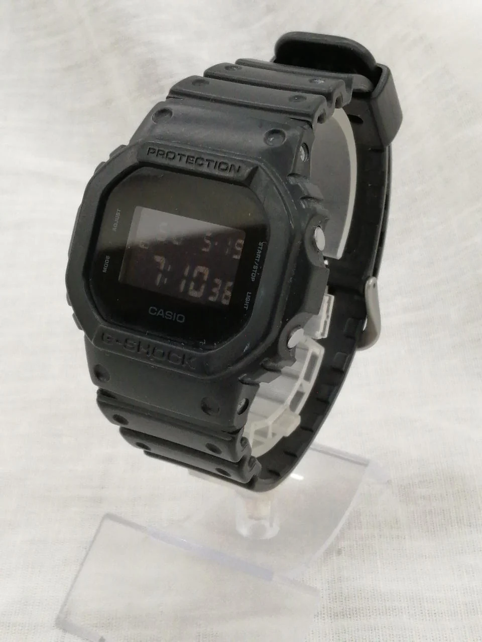 CASIO G-SHOCK DW-5600BB - Image 2