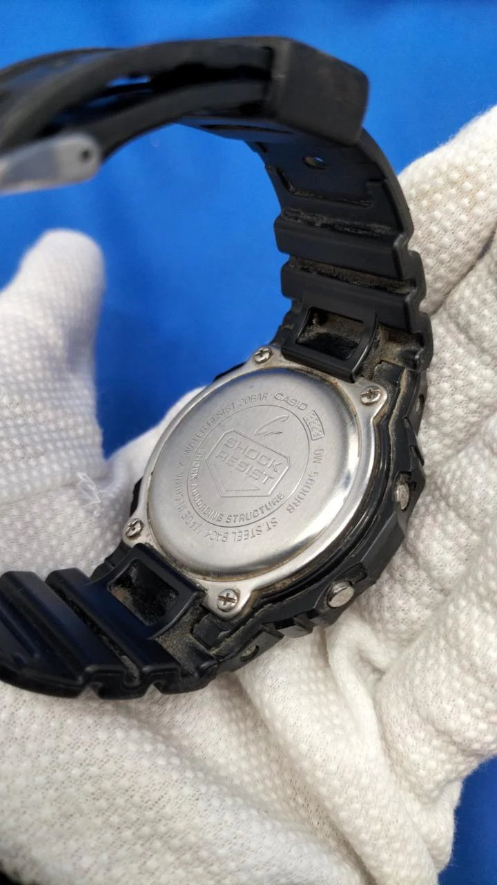 CASIO G-SHOCK DW-5600BB - Image 4