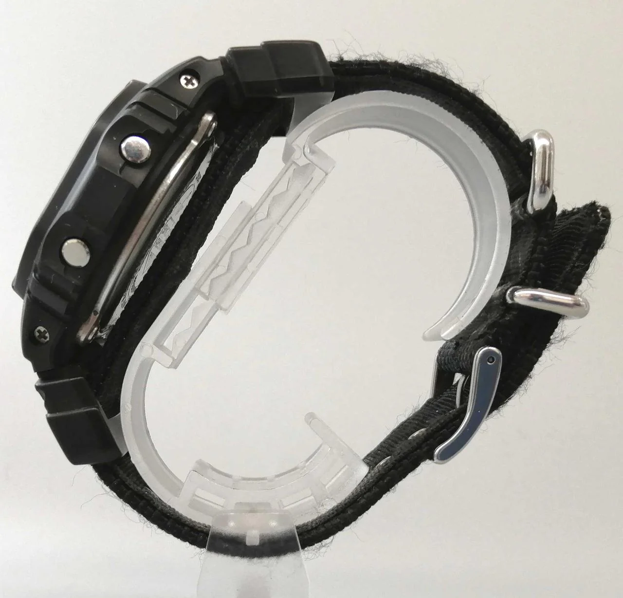 CASIO G-SHOCK DW-5600BBN-1DR - Image 5