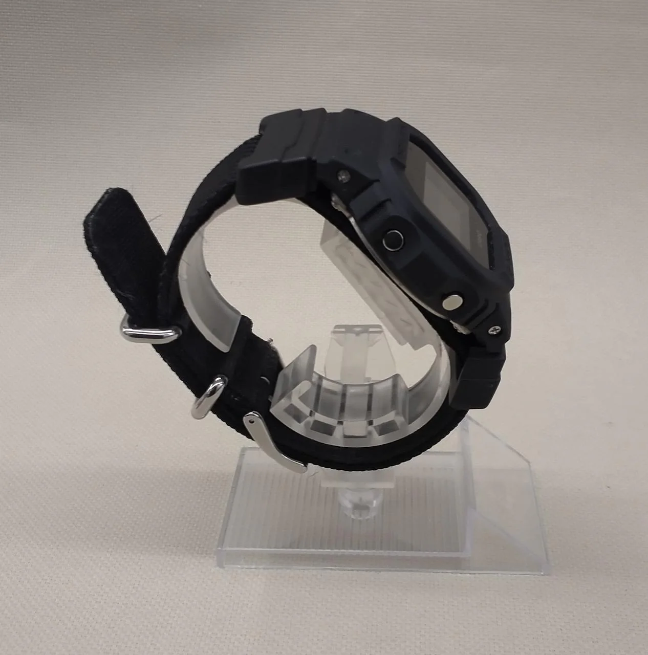 CASIO G-SHOCK DW-5600BBN - Image 4