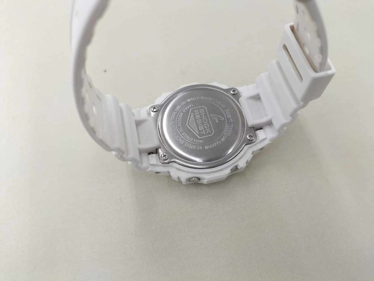 CASIO G-SHOCK DW-5600DN - Image 4