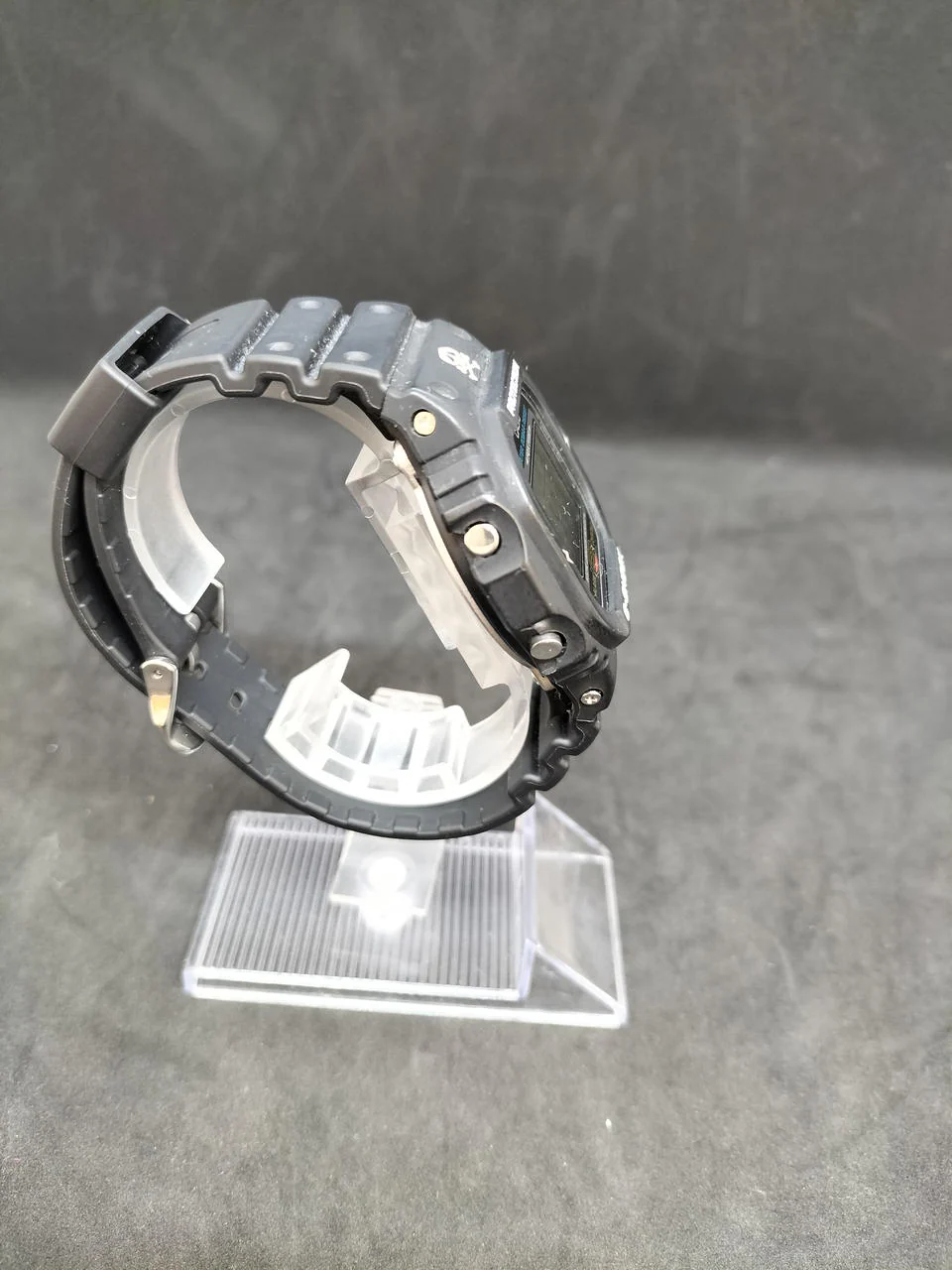 CASIO G-SHOCK DW-5600E - Image 3