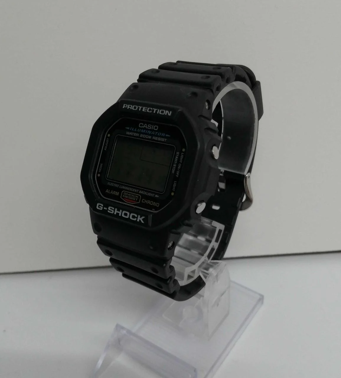 CASIO G-SHOCK DW-5600E-1VDF - Image 2