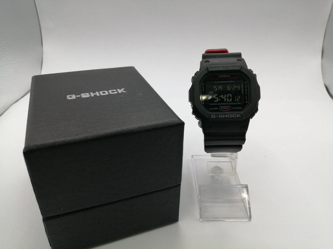 CASIO G-SHOCK DW-5600HR