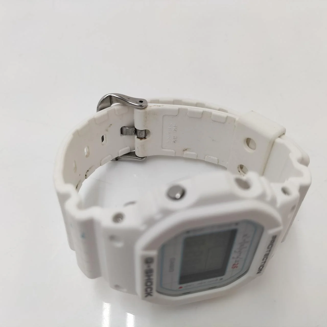 CASIO G-SHOCK DW-5600LJ - Image 5
