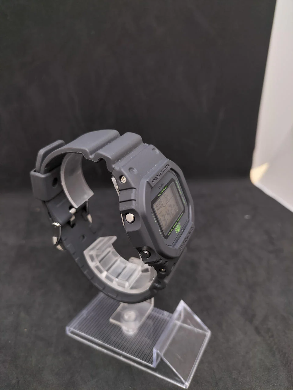 CASIO G-SHOCK DW-5600MNT - Image 3