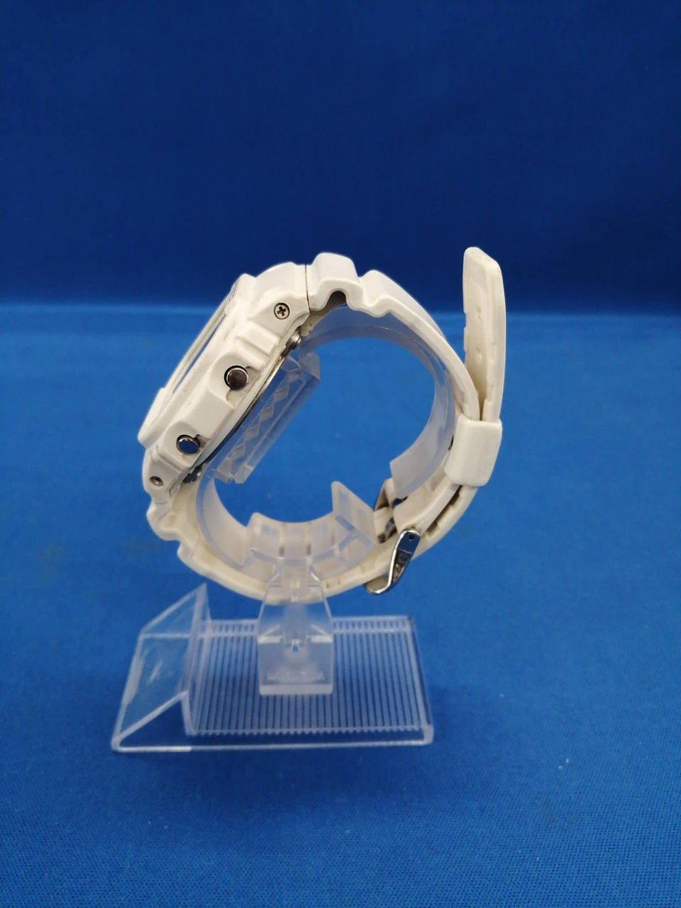 CASIO G-SHOCK DW-5600MW - Image 4