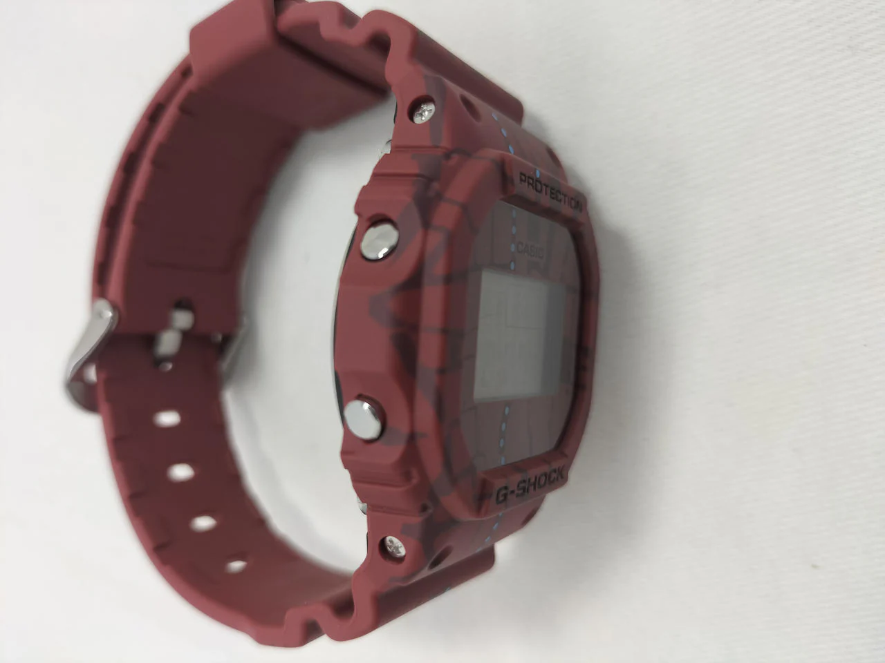 CASIO G-SHOCK DW-5600SBY - Image 7