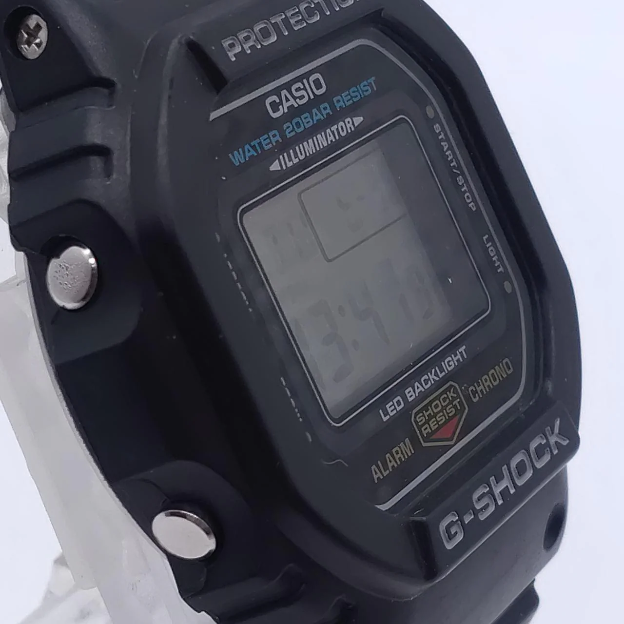 CASIO G-SHOCK DW-5600UE - Image 5