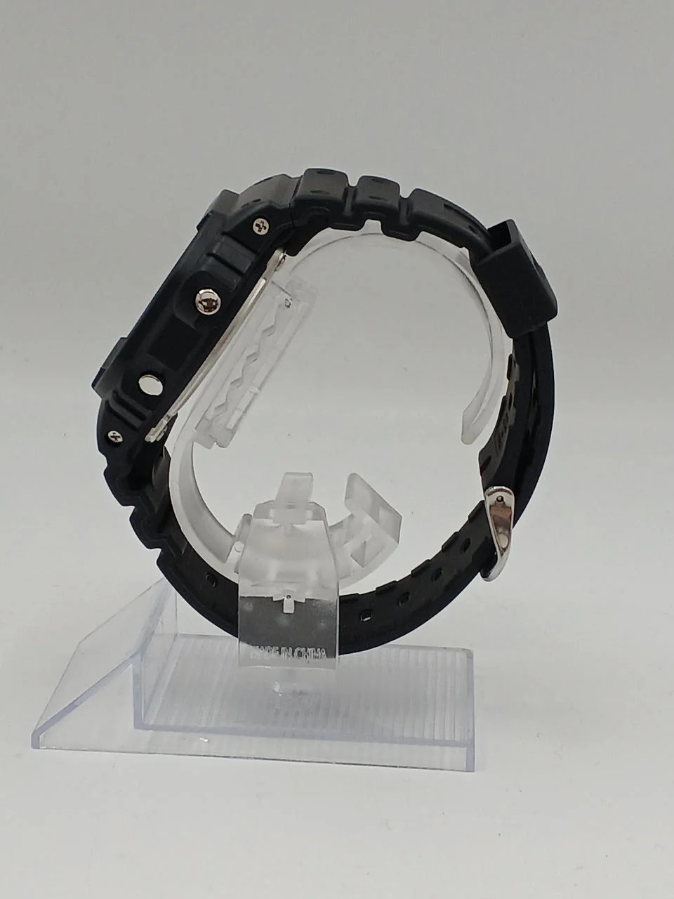 CASIO G-SHOCK DW-5600UE - Image 3