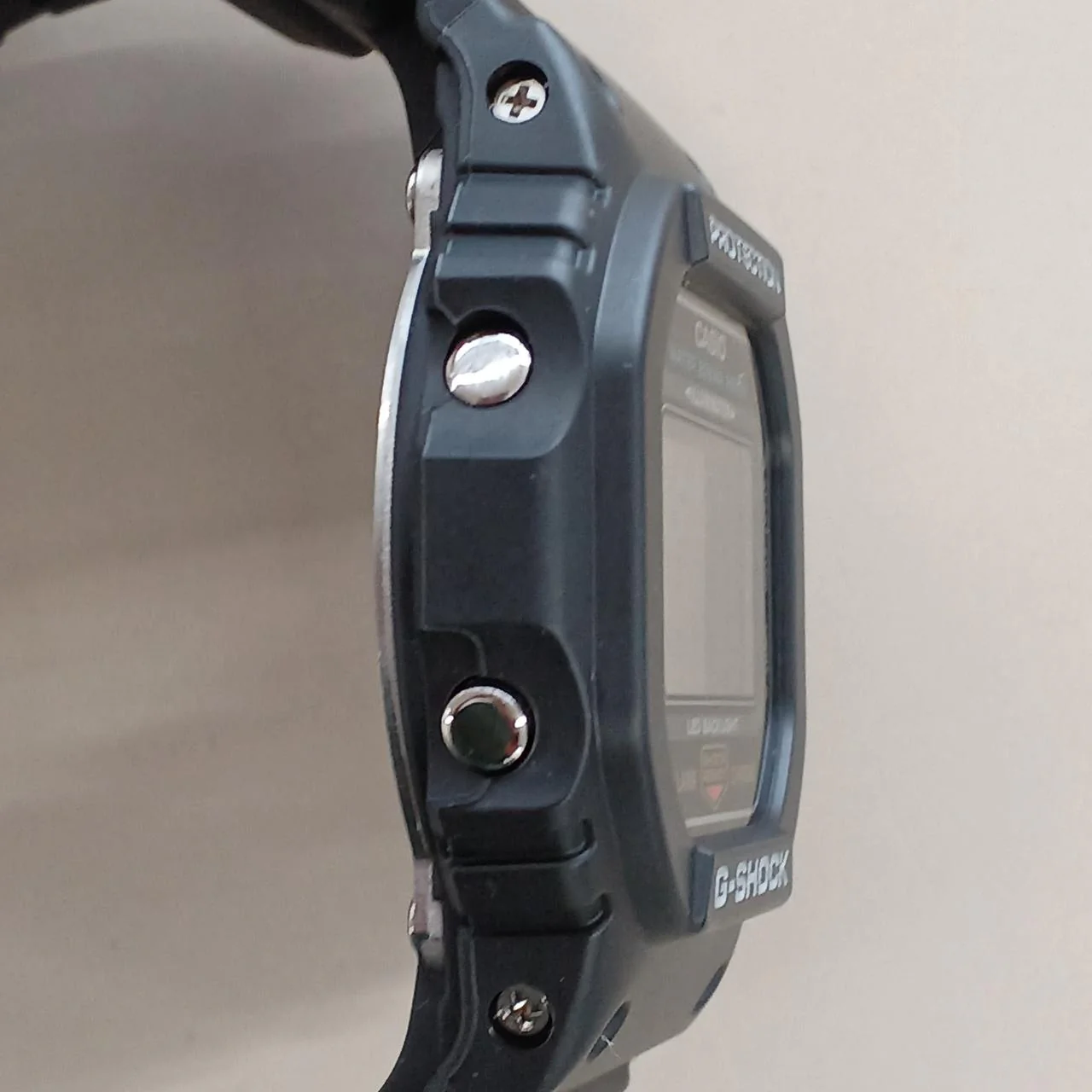 CASIO G-SHOCK DW-5600UE - Image 6