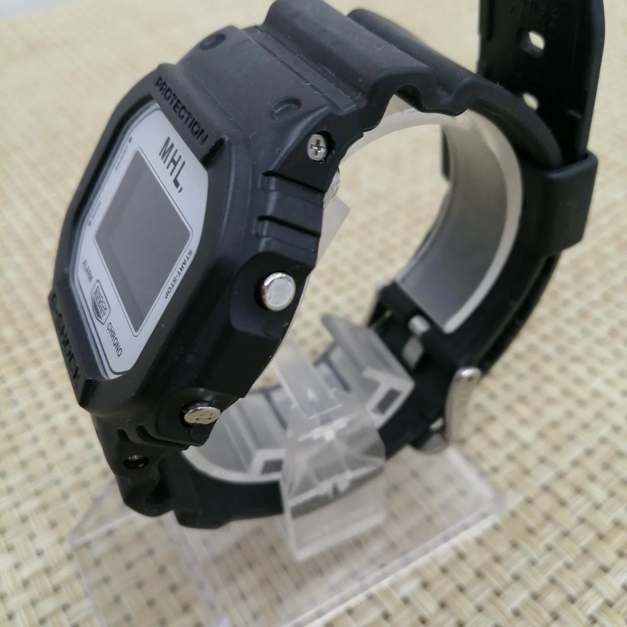 CASIO G-SHOCK DW-5600VT - Image 2
