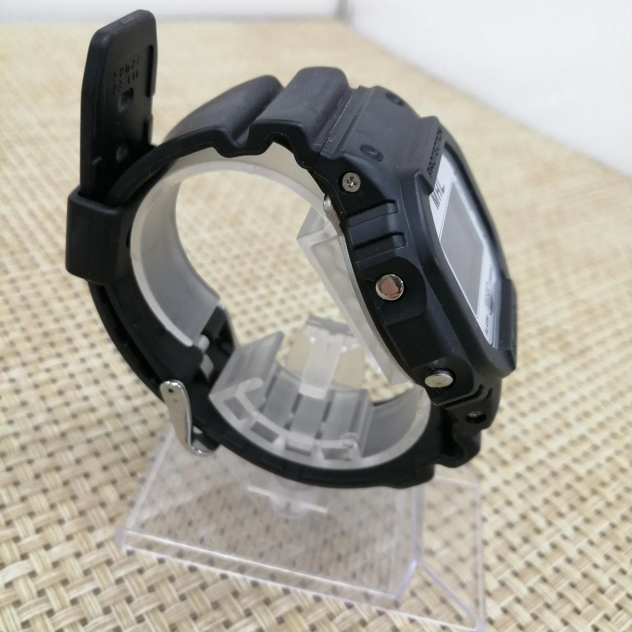 CASIO G-SHOCK DW-5600VT - Image 4
