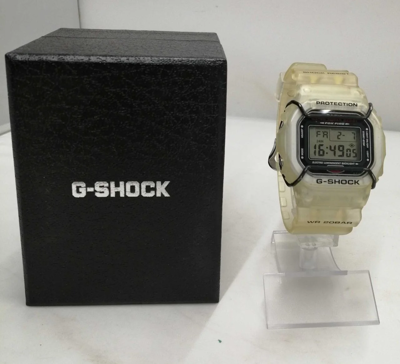 CASIO G-SHOCK DW-5600VT
