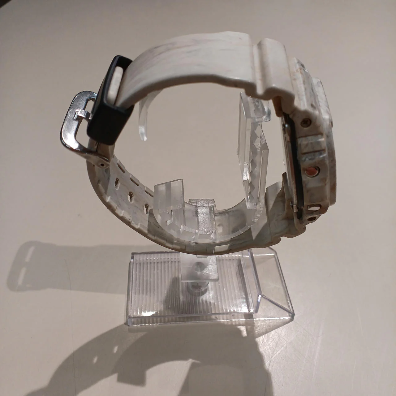 CASIO G-SHOCK dw-5600wm/3229/cream - Image 3