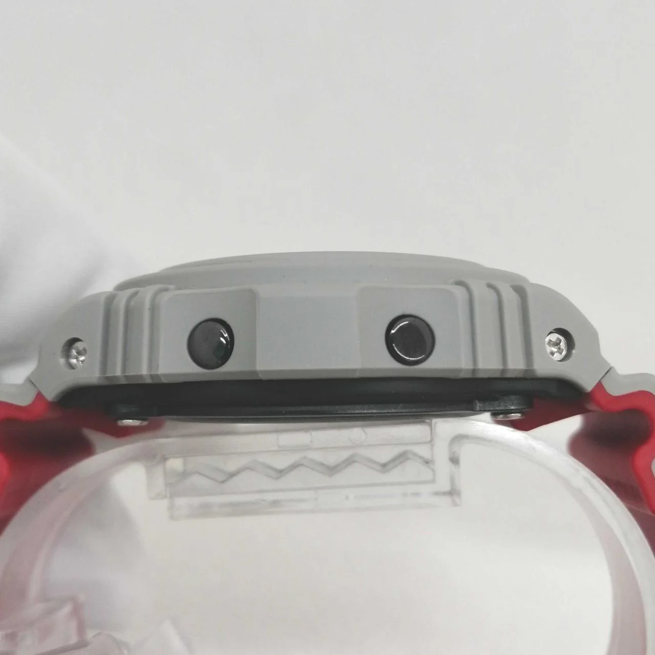 CASIO G-SHOCK DW-5700SF - Image 4