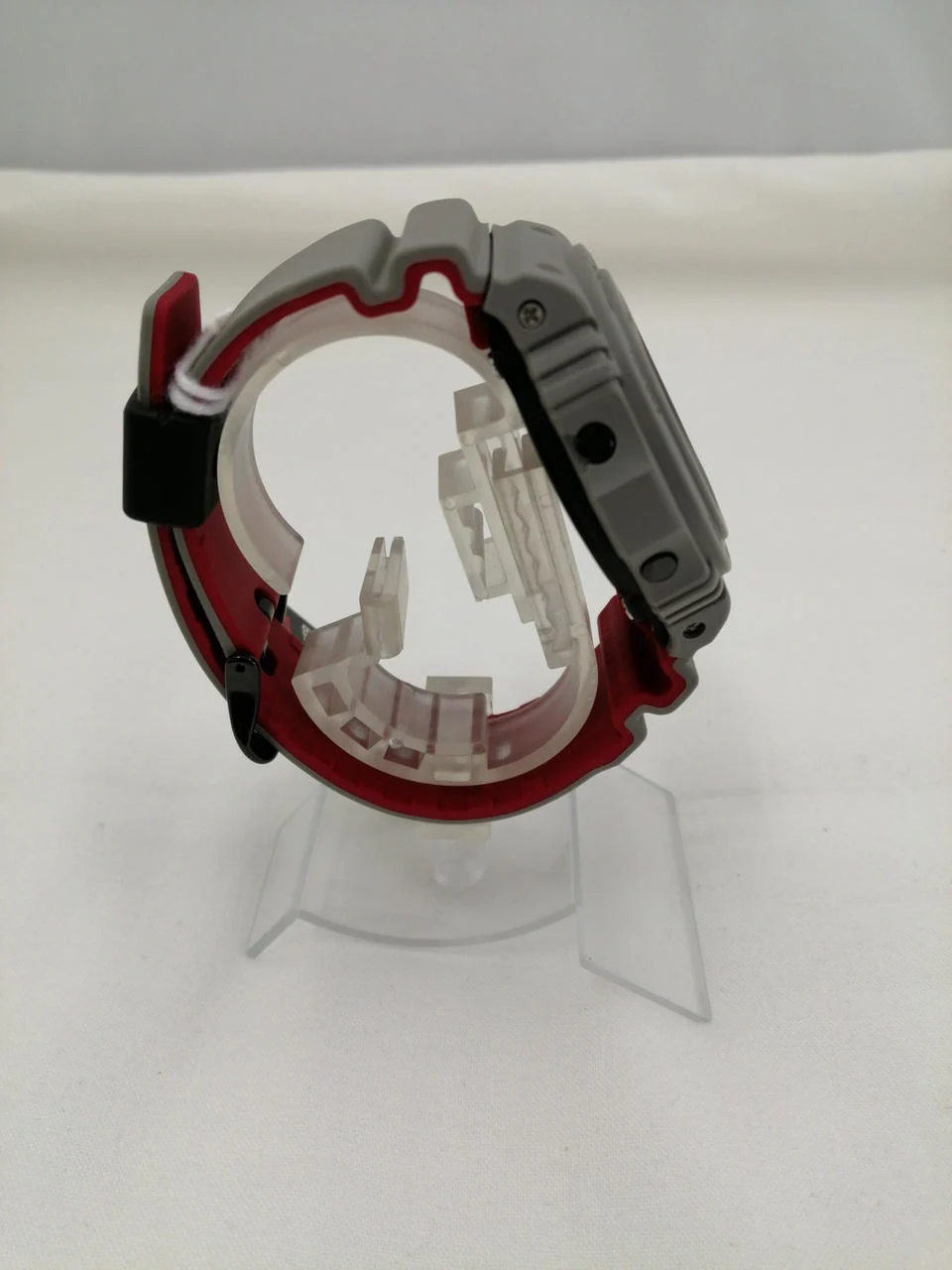 CASIO G-SHOCK DW-5700SF - Image 3