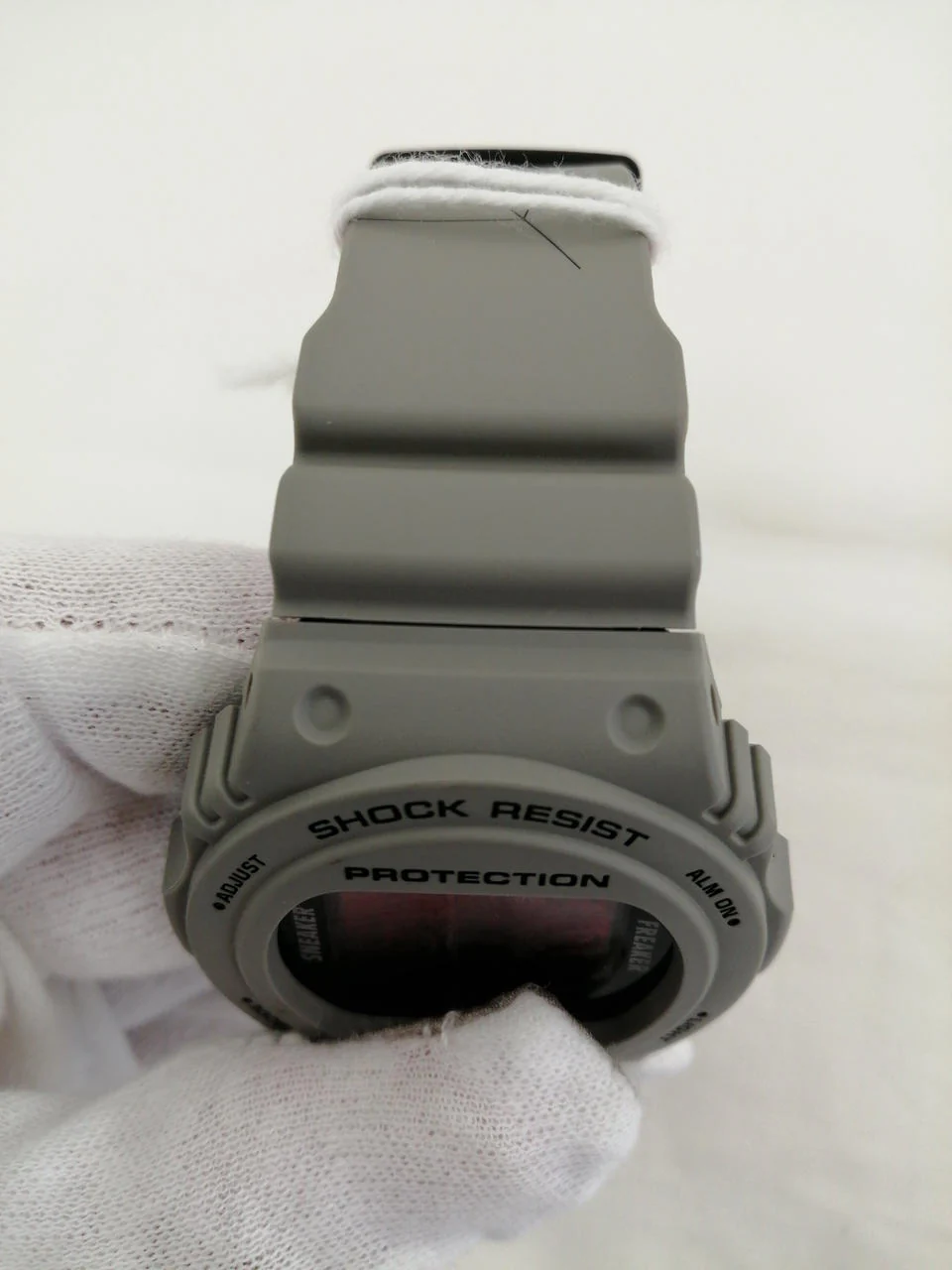 CASIO G-SHOCK DW-5700SF - Image 9