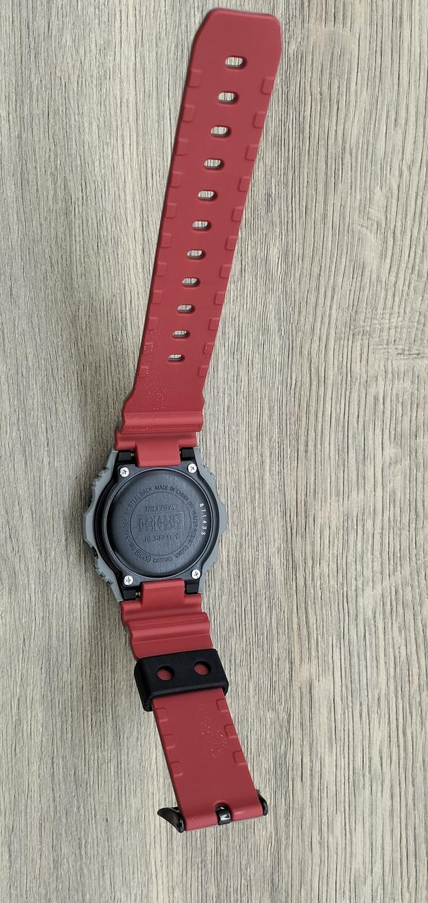 CASIO G-SHOCK DW-5700SF - Image 4