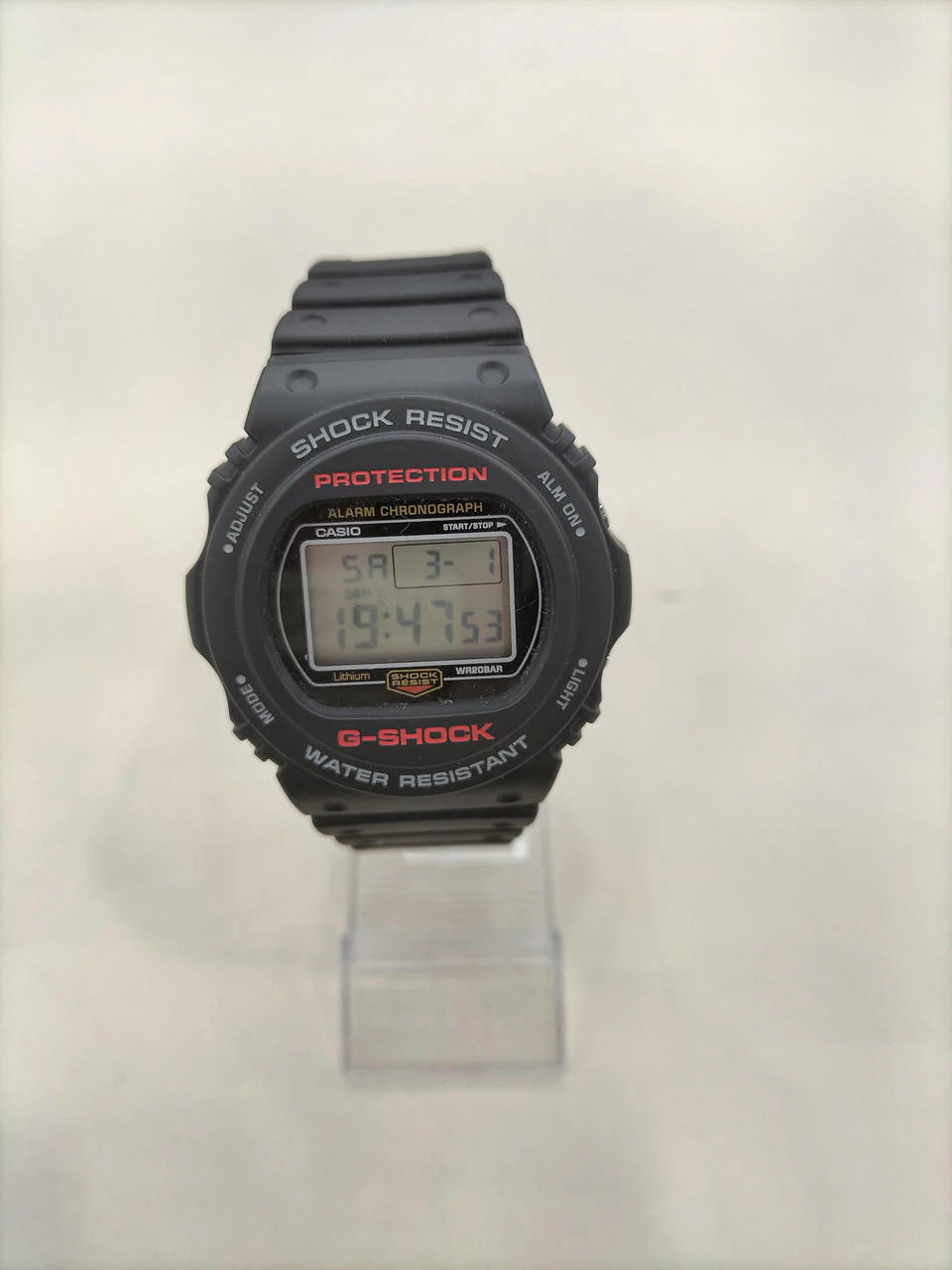 CASIO G-SHOCK DW-5750UE